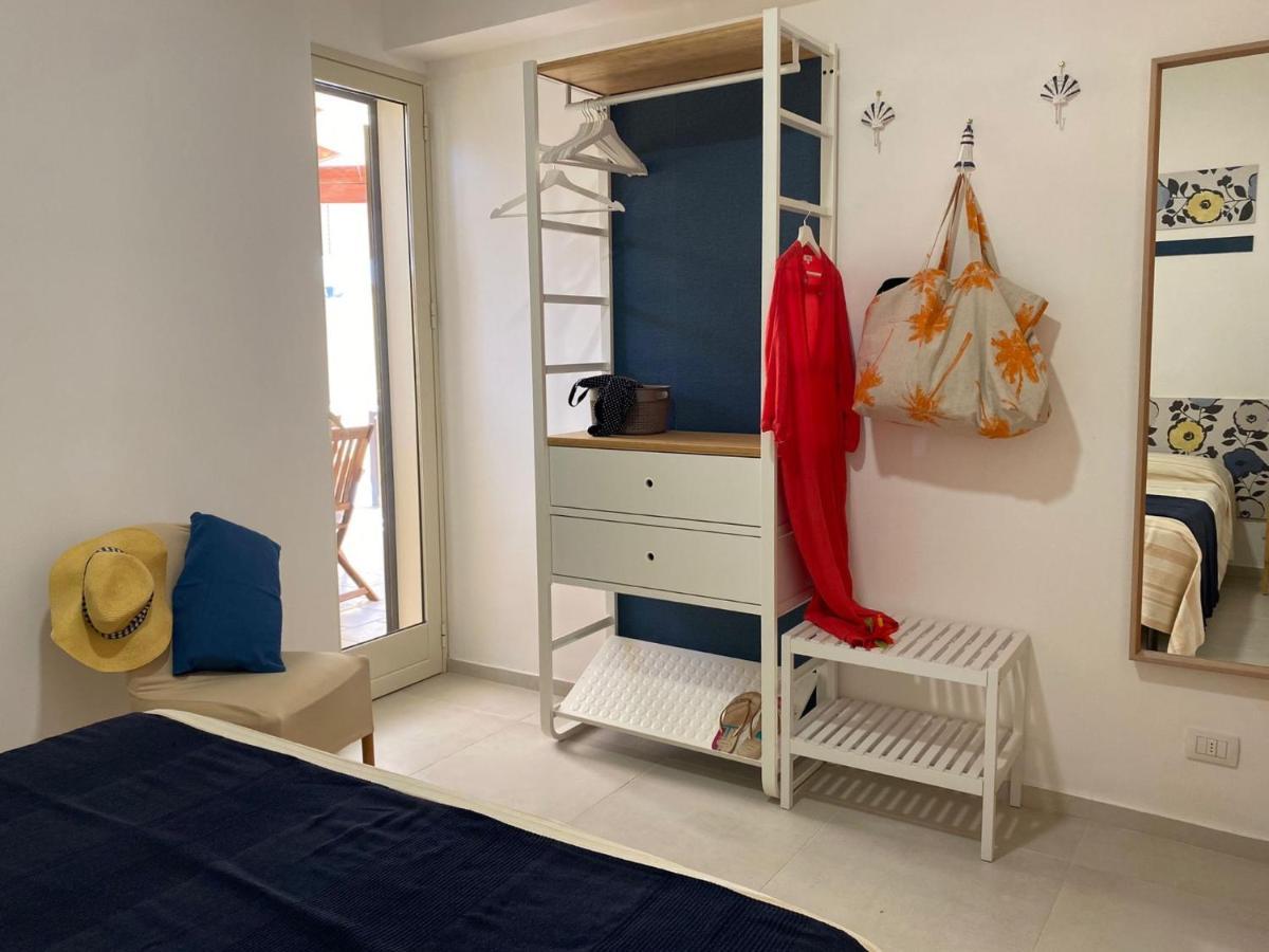 Casa Vacanze Il Giardino Dei Girasoli Marina di Ragusa Kültér fotó