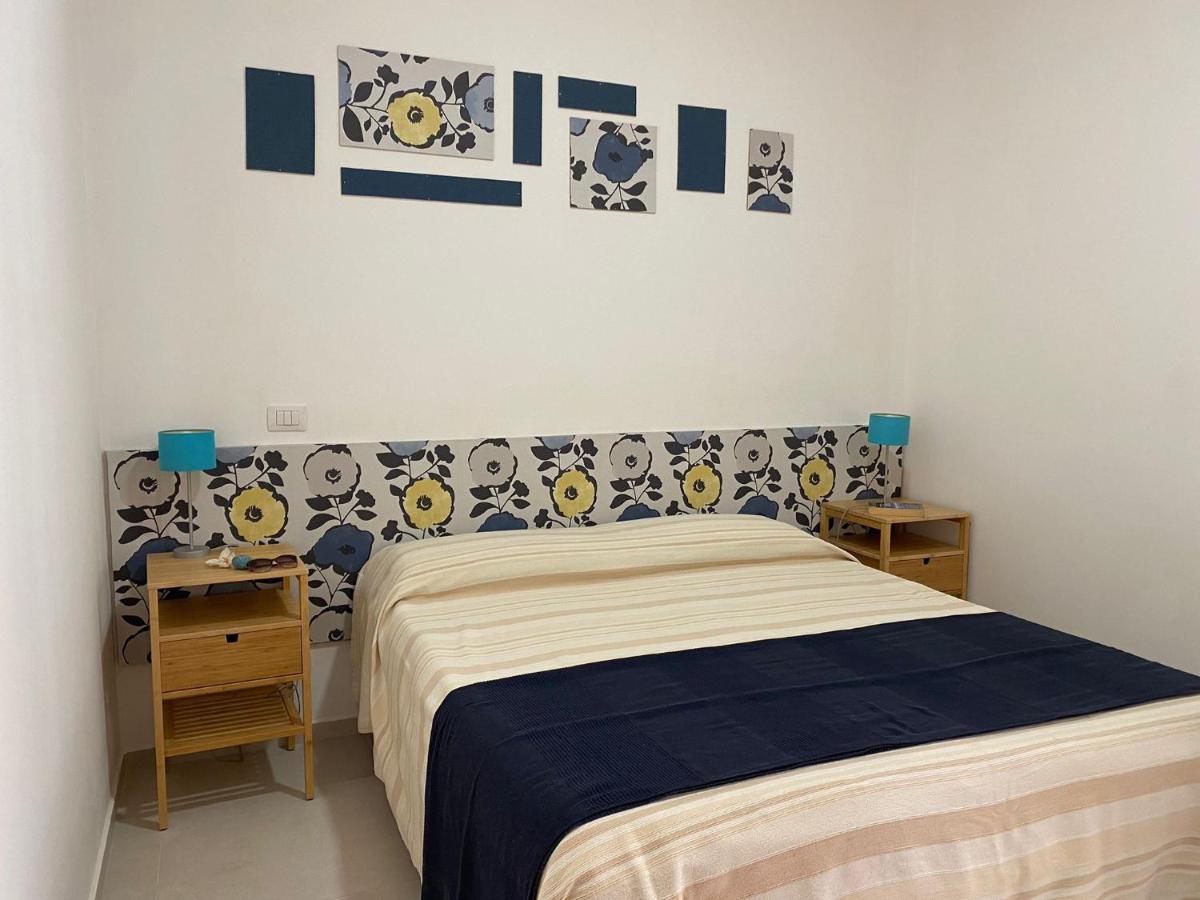 Casa Vacanze Il Giardino Dei Girasoli Marina di Ragusa Kültér fotó